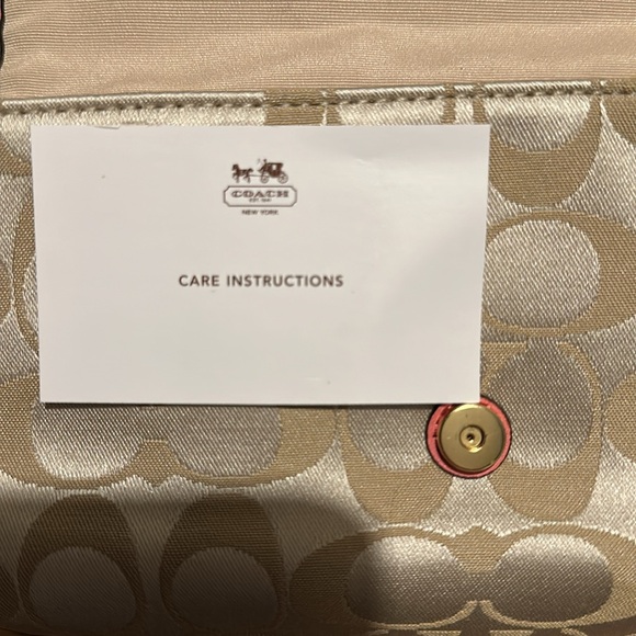 NWT Coach Kristin Wristlet Wallet Large sateen & leather Y2K vibes, discontinued - Picture 6 of 8